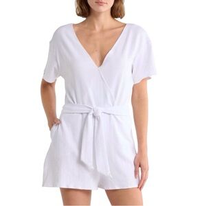 Vitamin A Women’s Ribbed Cover Up Romper White Belted V Neck And Back Small